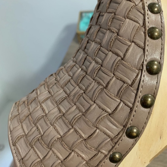 Free People Clogs - Picture 7 of 8